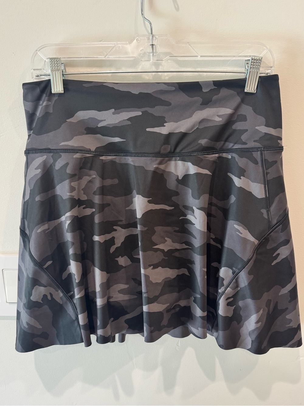 Athleta Black Camo Ace Printed Tennis Skort